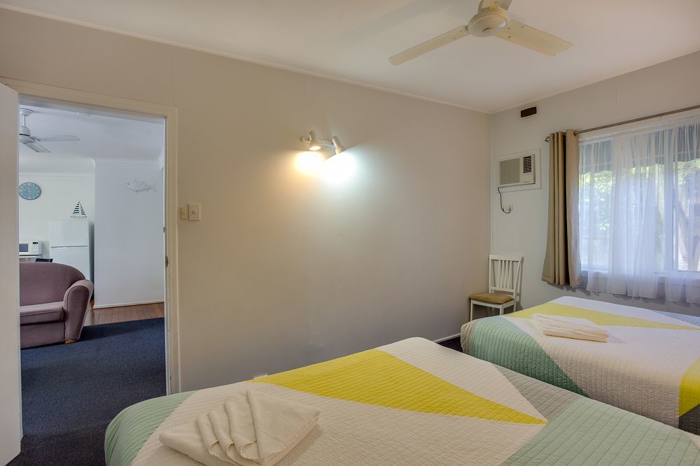Ocean Park Motel & Holiday Apartments Кофс-Гарбор Екстер'єр фото